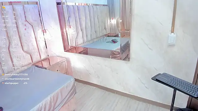 ari_monet webcam
