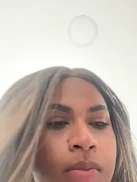 nayah__ webcam