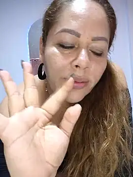 sluttymilf79 (F milf) - Ride dildo 🍆 🥵