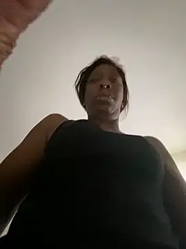 Yoshibaby2670 webcam