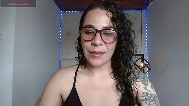 mia_velvet1 webcam