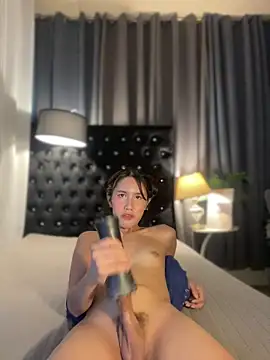 ScarlettVale's live cam