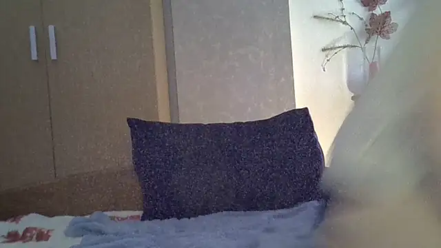 Laura-Parker webcam
