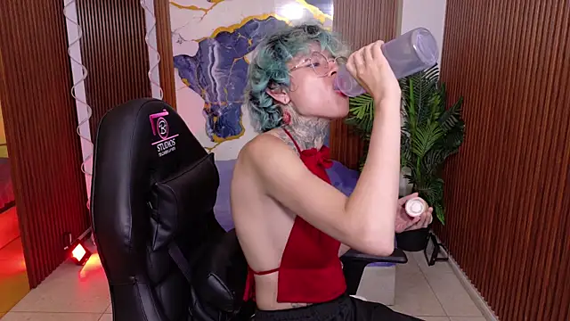 Lyra_tay webcam