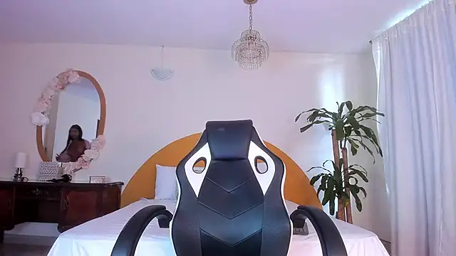 AlinaSimmons's live cam