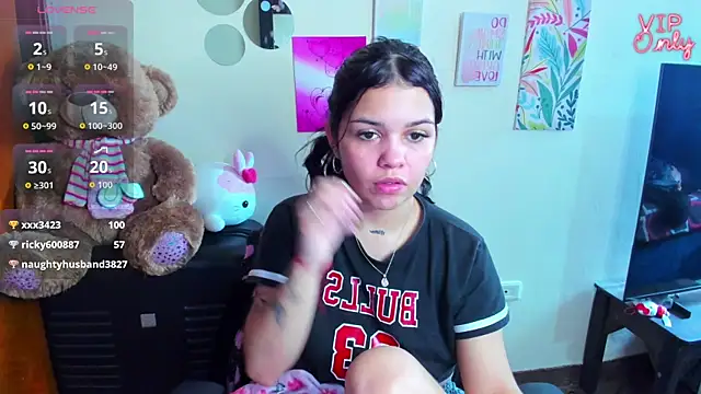 angelina_77 webcam