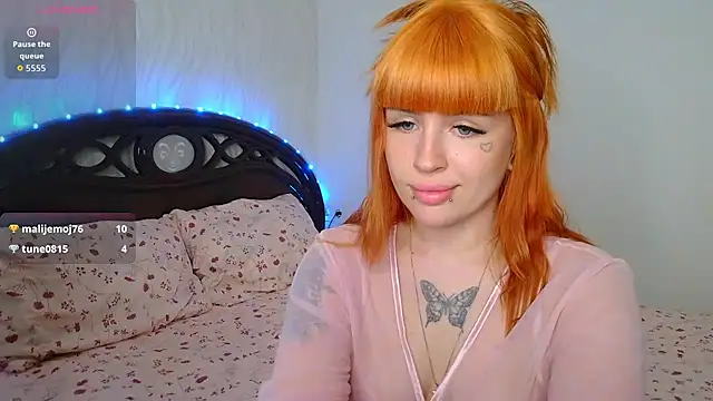 VelvetEmber webcam