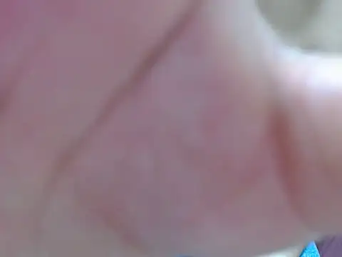 HugeMelons11 webcam