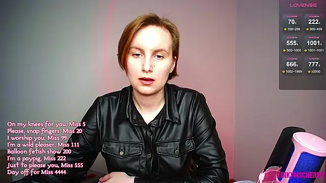 KinkyMissCherry webcam