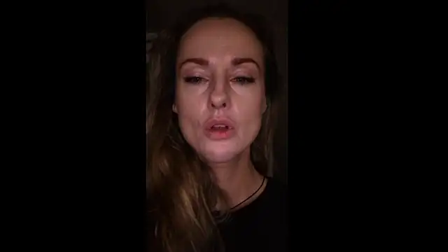 SuchArt_ webcam