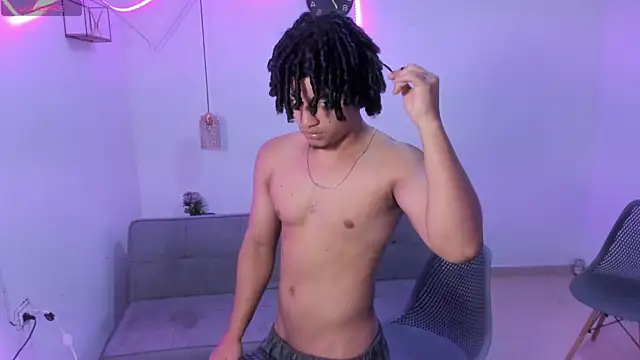 samxx_muscle webcam
