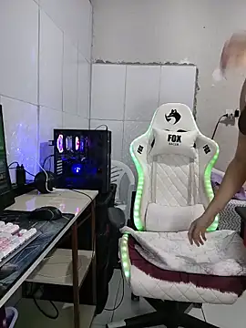 Fetichista23 webcam