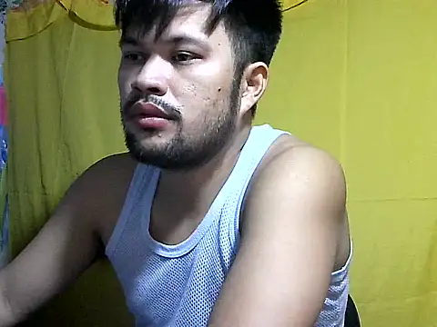 HairyHottestpinoyHandsome webcam