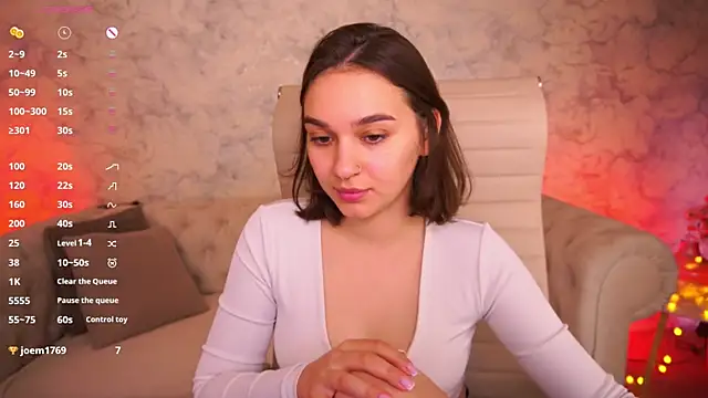 FlirtyMusa webcam