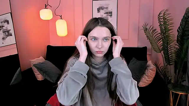 ChloeSunny webcam