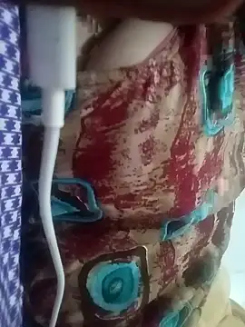 Menka_cut34 webcam