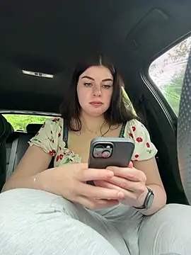 EllyNora webcam