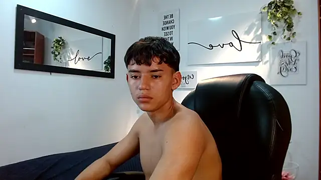 Ryan_grayx webcam