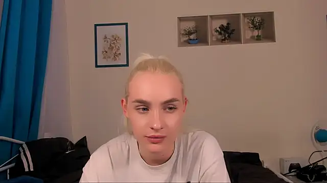 OliviaKisss webcam