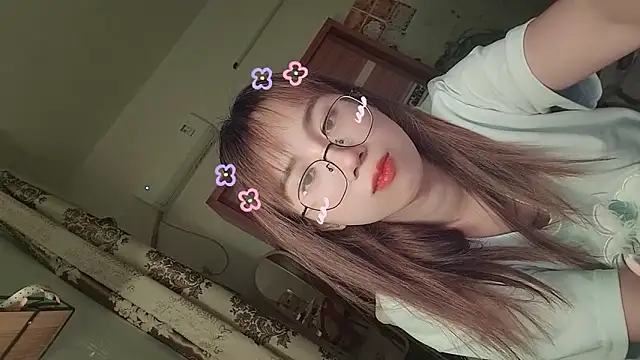 Lili_666 webcam