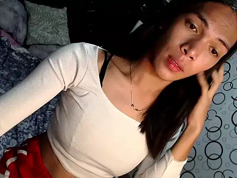 GORGEOUS_CARMEE webcam