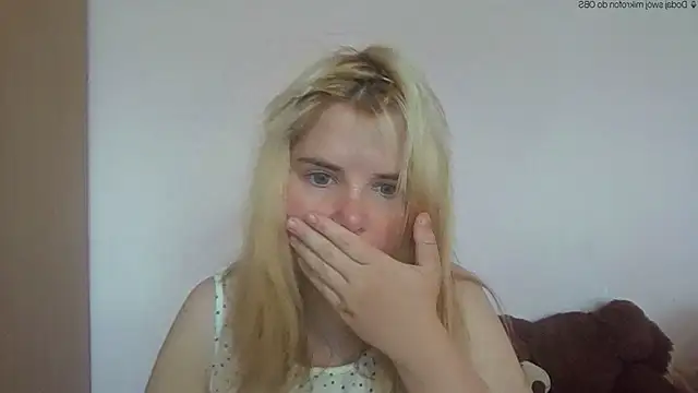 HornyElena webcam
