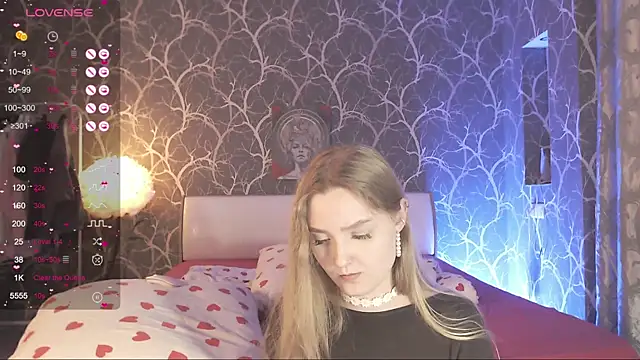MiaMiaMeow webcam