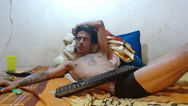 damian_bottom_bigcock webcam