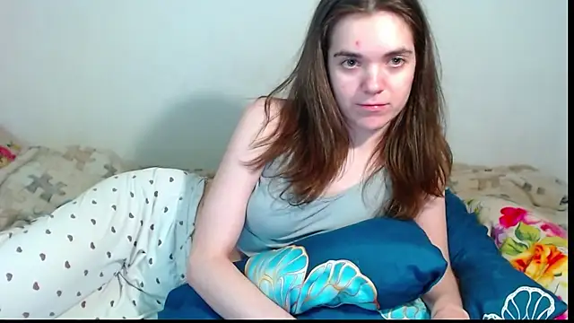 SallyMkn webcam