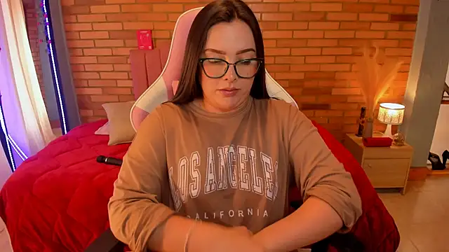 amaia_monet webcam
