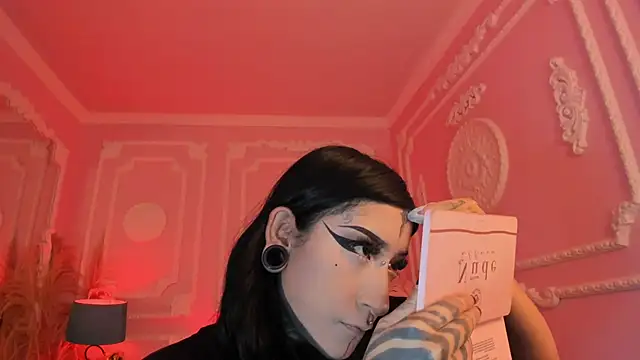 Kat_VonDe webcam