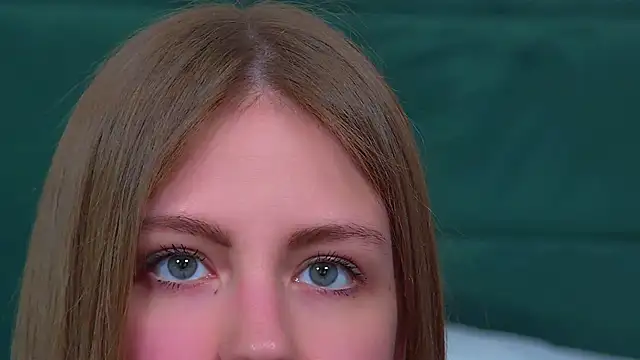SofiaSarvains webcam