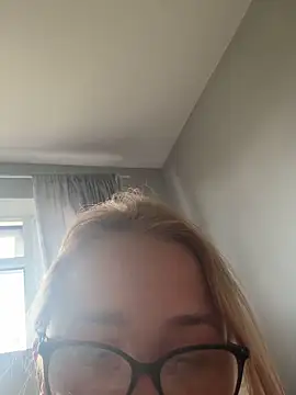 miaflowerxx webcam