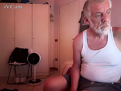 pierpesarox (M mature) - DAMMI 1000 TK E DIMMI COSA DEVO FARE