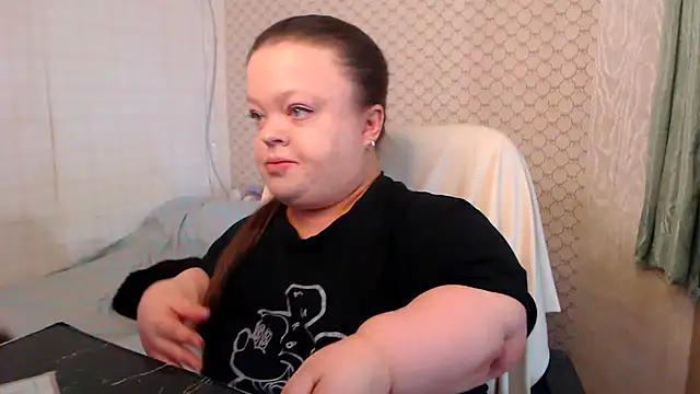 janiffer_mimi - Janiffer_MiMi's free webcam