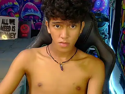 hugekenbigcock webcam