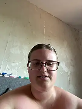 CurvyPaar2 webcam