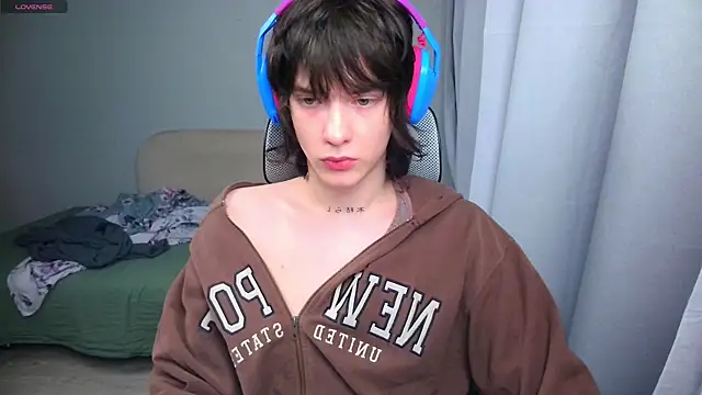 LeonBoykisser webcam