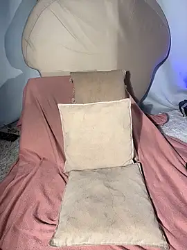MiaFoxie_ webcam