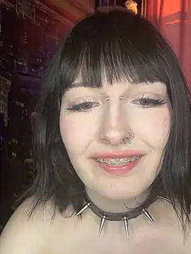 virusDoll webcam