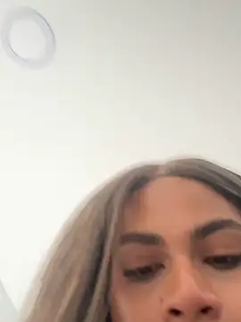 nayah__ webcam