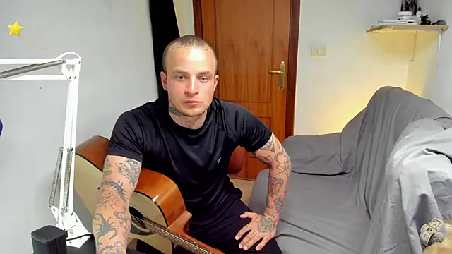 layneinchains webcam