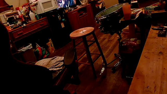 tongueispowerr6d9 webcam