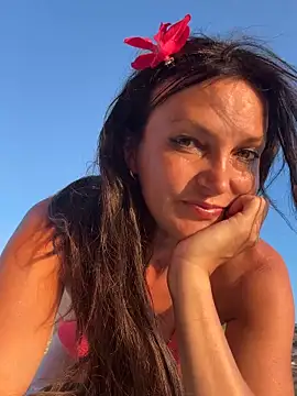 -OLYA- webcam