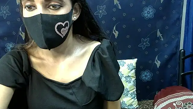 Only-Priya webcam
