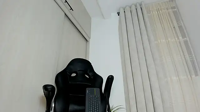 Biscuit_oliva webcam