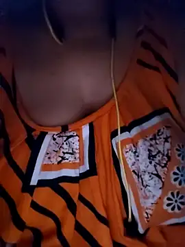 hotjuhi8 webcam