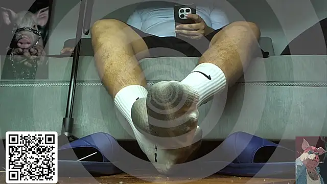Alphacashmaster777 live cam