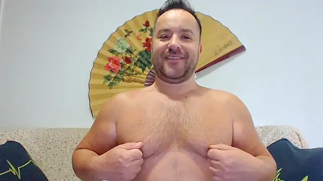 Hairy9inch webcam