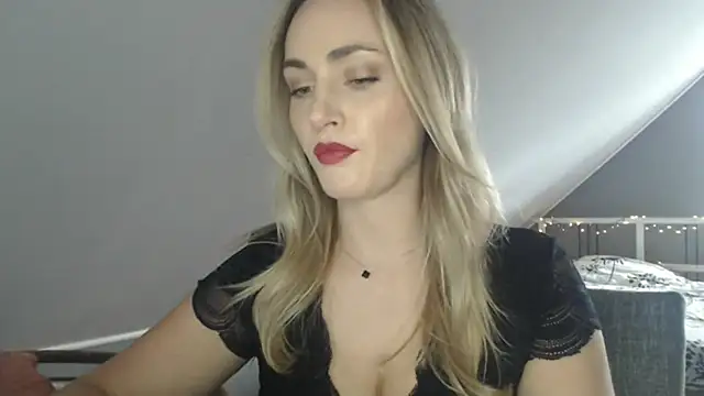 ScarlettSensitive webcam